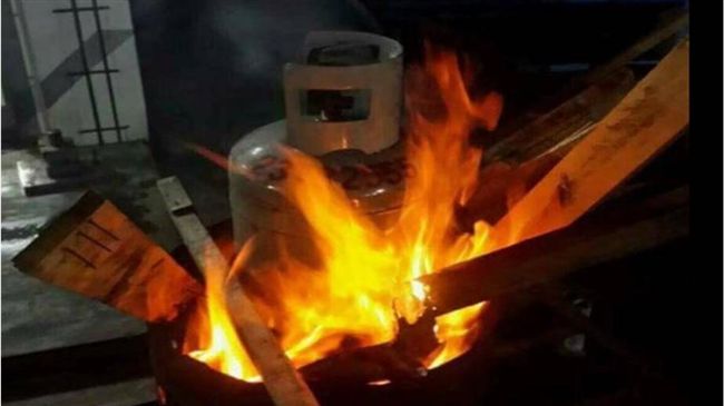 嚇死人！他竟然用「這個」烤桶仔雞