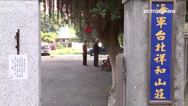 直擊國軍單身宿舍　大剌剌曬女性衣物