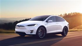 Tesla 特斯拉提供　Model X運動休旅車