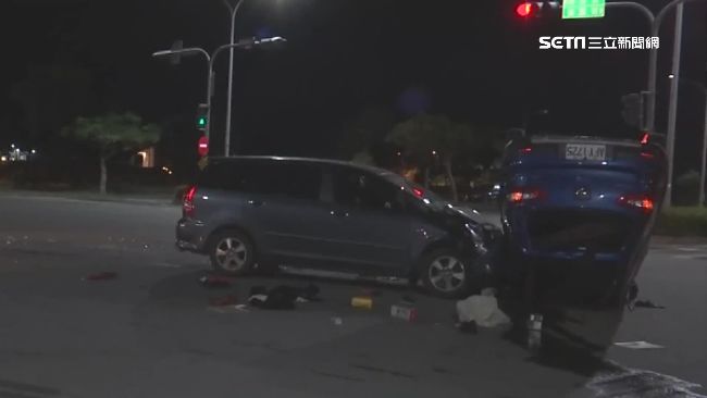 一天連遇2車禍　男自備頸圈上救護車