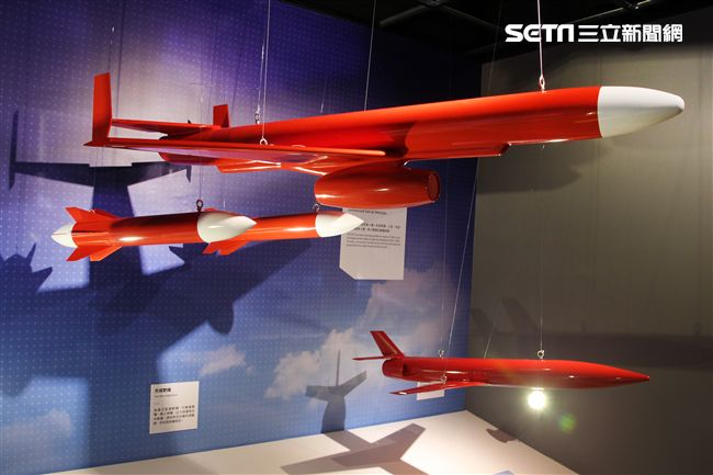 全國第一座專屬介紹自主研發國防武器為主的展示館，「中科院研發展示館龍潭開幕啟用」，國人見證歷年研發成果。（記者邱榮吉/攝影）