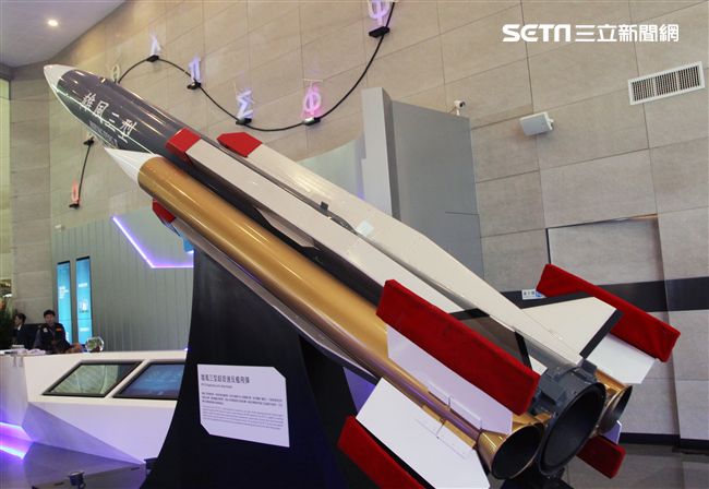 全國第一座專屬介紹自主研發國防武器為主的展示館，「中科院研發展示館龍潭開幕啟用」，國人見證歷年研發成果。（記者邱榮吉/攝影）