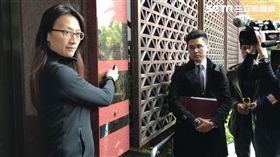 台大口腔生物研究所女教授張正琪、律師江皇樺。潘千詩攝影