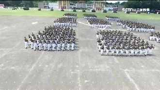 軍校口號吹韓風　團結變「親愛精誠」