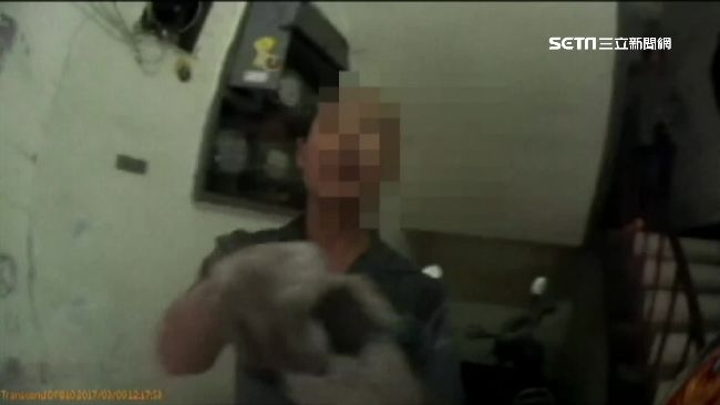 向母討錢起口角　逆子持油漆刮刀襲警