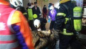 桃園市私立愛心長期照護中心安養中心10日清晨5時傳出火災。（圖／桃園消防局提供／中央社）