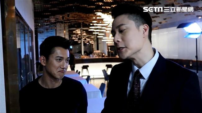 劉書宏神模仿吳慷仁　本尊在旁害羞笑