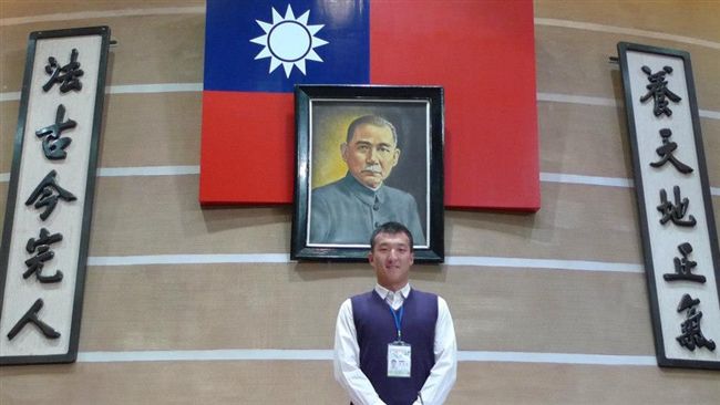 共諜陸生　同學驚呼：他就像書呆子啊