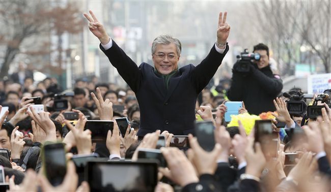 朴槿惠下台　總統人選文在寅：合憲