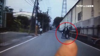 警追詐騙車手　熱心民眾借機車幫抓人