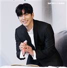 韓星池昌旭在當兵前來台與媒體分享心情，並和粉絲近距離接觸。（記者邱榮吉/攝影）