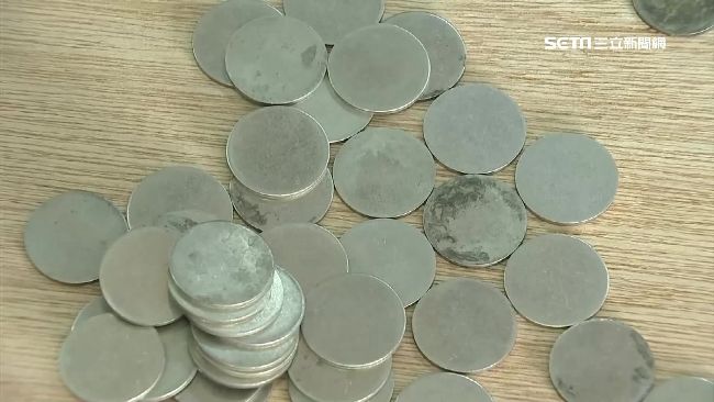 表面平滑又無字　假幣流竄中台灣