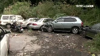 疑煞車失靈…貨車「倒退嚕」連撞9車