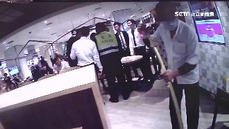 美食街火爆搶位　鄰桌男慘遭波及見血