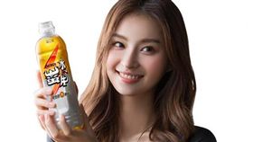 水蠻牛,水蠻牛維他命B補給飲料,女主角,廣告,保力達/廠商提供