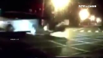 十字路口衝出　騎士急煞翹孤輪閃一劫