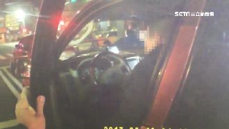 毒蟲拒攔檢　開車逃逸把派出所長撞飛