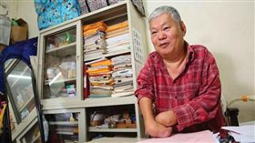 劉天富聊到豐富的感情經驗臉上充滿自信，他說：愛情要自我迷戀才能去追求別人。
