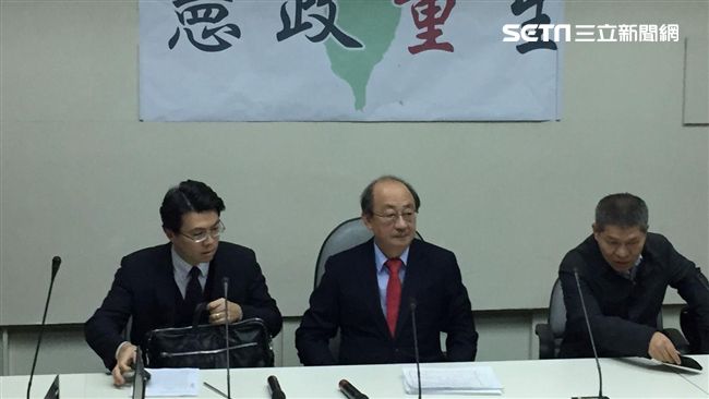 憲政要重生　柯建銘：馬英九應認罪