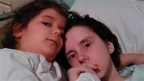 塞爾維亞植物人媽媽甦醒。（圖／取自Unterstützung für Danijela Kovacevic臉書）