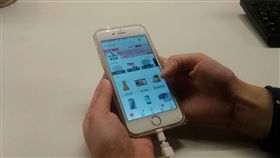用手機,低頭族,拍賣,蝦皮,滑手機
圖／資料照
