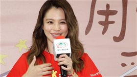 徐若瑄擔任家扶的兒童保護代言人，呼籲拯救受虐兒童「愛自己、愛家人、建立健康家庭」。（記者邱榮吉/攝影）