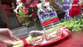 求考運有眉角　文昌宮忌拜雞蛋、花生