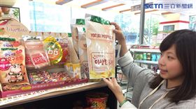 哈韓哈日？7-11推養樂多洋芋片　全家攜手吉本興業