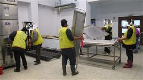 台東酒駕累犯清洗大體冰櫃／台東地檢署提供