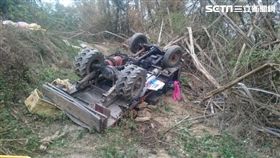 農民受困鐵牛車下險傷動脈 消防弟兄急救援(圖/消防員提供)