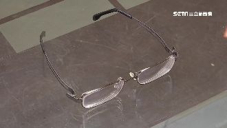 一堆人做錯！洗澡「不能邊洗眼鏡」原因曝