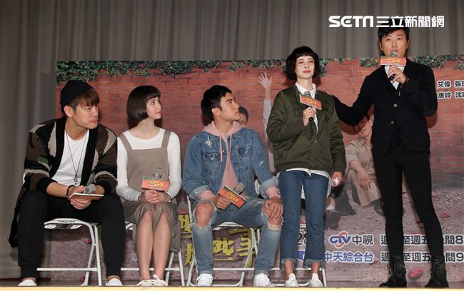 沈建宏、 劉宇珊 、金凱德 、陳志強出席 「這些年那些事」試映會 ，劇中描述眷村的生活。（記者邱榮吉/攝影）