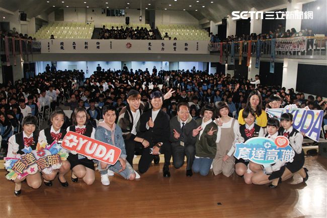 沈建宏、 劉宇珊 、金凱德 、陳志強出席 「這些年那些事」試映會 ，劇中描述眷村的生活。（記者邱榮吉/攝影）