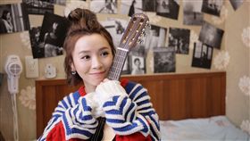 不揪心了！「創意才女」黃雅莉唱陽光曲展正面活力 圖/種子提供