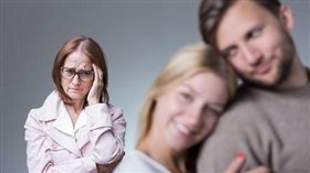 公公,媳婦,老公,懷孕,靠北婆家,家事,吃醋　圖／路透社／達志影像