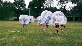 氣泡足球再進化　亂入這些運動也好玩