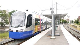 TD
基隆南港輕軌將仿歐洲
基隆到南港輕軌將利用台鐵軌道，提供輕軌服務。圖為
鐵路改建工程局考察歐洲輕軌的照片。
（鐵路改建工程局提供）
中央社記者汪淑芬傳真 106年3月17日