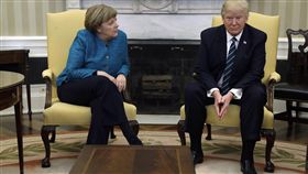 梅克爾訪白宮與川普會面_美聯社/達志影像