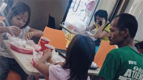 菲律賓,速食,父愛,感人
圖／翻攝自Jhunnel Sarajan臉書