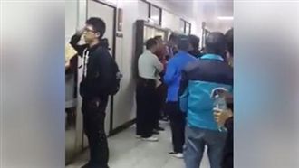 沒看到孩子座位　失控爸飆罵工作人員