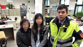 賴婦接獲詐騙集團來電誆稱兒子欠債遭綁架，急忙前往郵局提領60萬元，女兒察覺有異報案，警方及時阻止，賴婦事後寫信感謝（翻攝畫面）