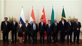 中國大陸財政部部長肖捷（圖中）參加G20財長會議。（圖／翻攝自中國財政部官網）