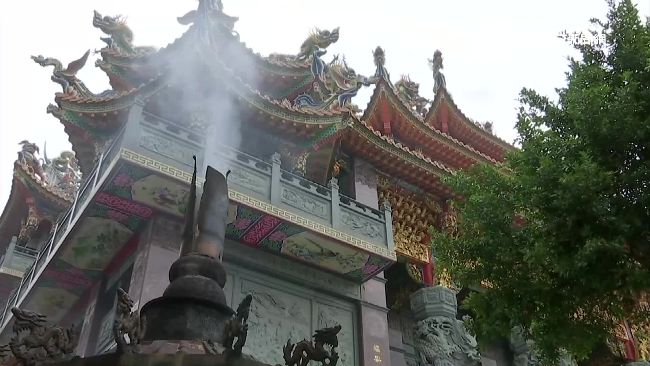 仙佛交代交合　淫神棍強迫人妻就範