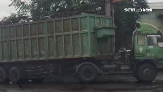 回收車螺絲帽沿路掉　車過輪胎爆不停