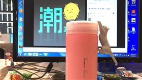 玫瑰奶茶。(圖／記者王劭瑜攝)