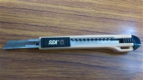 美工刀 圖／翻攝自爆廢公社