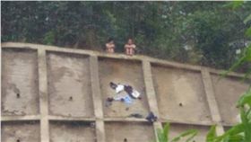 大陸,廣西,輕生,跳山,自殺,夫婦　圖／翻攝自廣西新聞頻道微博