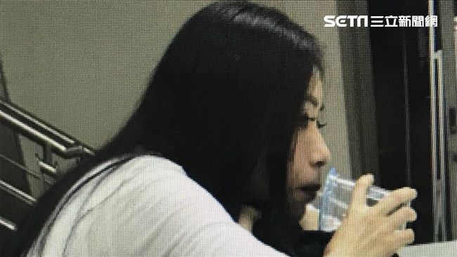 大奶陸女來台淘精　攬客攬到警