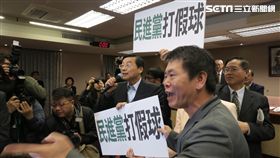 內政委員會，兩岸監督條例。（記者盧素梅攝）