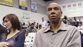 Mychal Thompson（ap）